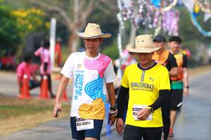 BIB: 212, 45844
                            <button type="button" onclick="openModal(9903330)" class="btn btn-primary btn-sm float-right btn-popup" data-toggle="modal" data-target=".modal-high-quality">
                        <i class="fas fa-shopping-cart"></i> Add to Cart
                    </button>
                                            <button type="button" onclick="isThisMe(9903330, true)" class="btn btn-success btn-sm float-right btn-popup btn-isme hidden" data-toggle="tooltip" data-placement="bottom" title="นี่คือรูปของคุณใช่ไหม คลิกที่นี่เพื่อเอาเข้าอัลบั้ม">
                        <i class="fas fa-plus"></i> Add to album
                    </button>
                    <button type="button" onclick="isThisMe(9903330, false)" class="btn btn-warning btn-sm float-right btn-popup btn-isnotme hidden">
                        <i class="fas fa-ban"></i> Remove from album
                    </button>